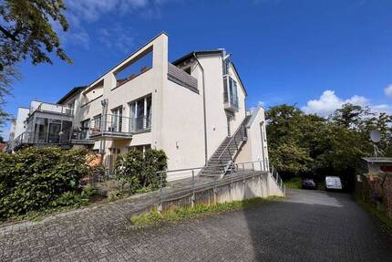 Bornheim-Brenig: 4 ZIMMERWOHNUNG MIT SÜD-BALKON UND LOGGIA IN RUHIGER BESTLAGE, ca. 78 m² Wfl.