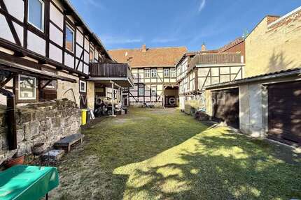 Haus zum Kaufen in Quedlinburg 299.500,00 € 425 m²