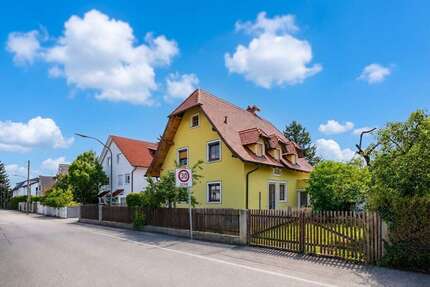 Haus zum Kaufen in München Allach 1.650.000,00 € 200 m² - München / Allach