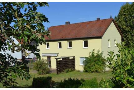 Neuenstein OT! Hier ist Ihre Chance, Wohnhaus, sofort frei und beziehbar!