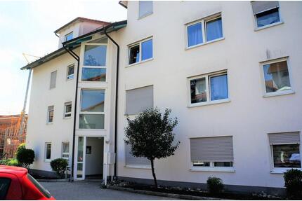Moderne 2-Zimmer-Dachgeschosswohnung mit Garage in Dillingen - Dillingen an der Donau