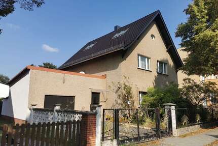 Haus zum Kaufen in Oranienburg 320.000,00 € 208 m²