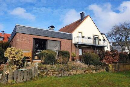 Großzügiges, vielseitig nutzbares Einfamilienhaus mit Anbauwohnung - Ideal als Mehrgenerationenhaus! - Salm