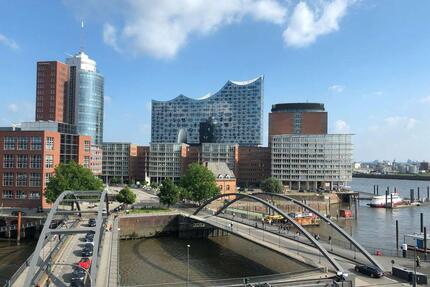 Büro am Baumwall – Elphi-Blick-Open-Space-Office – 3er-Schreibtischblock zu vermieten - Hamburg Hamburg-Mitte
