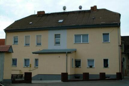 3 RW in Raguhn - 402,00&nbsp;EUR Kaltmiete, ca.&nbsp; 67,00&nbsp;m&sup2; in Raguhn-Jeßnitz (PLZ: 06779)