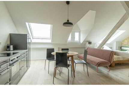 Schöne möblierte Gästewohnung in der Stadtmitte Geras