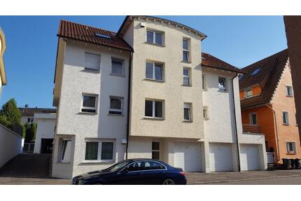 Helle u. neuw. 4 Zimmer-Maisonette-Wohnung im 2.OG zu vermieten - Filderstadt