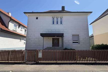 Haus zum Kaufen in Ebersbach 310.000,00 € 106.85 m²
