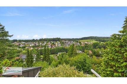 GEMEINDE LOSHEIM: GROßZÜGIGES GENERATIONSHAUS IN TOP LAGE - Losheim am See / Hausbach