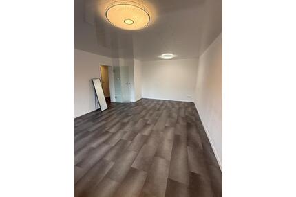 Provisionsfrei: 3-Zimmer-Wohnung mit Balkon, EBK & Stellplatz - Bamberg Gereuth