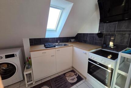 1 Zimmer Wohnung möbliert - 690,00&nbsp;EUR Kaltmiete, ca.&nbsp; 36,00&nbsp;m&sup2; in Karlstadt (PLZ: 97753)