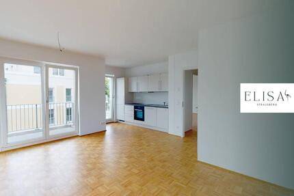 Stilvolle 2-Zimmer-Wohnung in TOP LAGE mit geräumigem BALKON und EBK im Stadtquartier ELISA - Strausberg