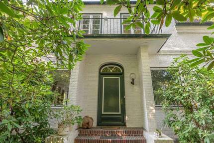 Zeitlose Eleganz auf parkähnlichem Grundstück - Denkmalgeschütztes Landhaus in den Elbvororten - Hamburg Osdorf