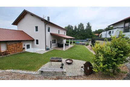 WG-Zimmer im Haus mit 168 m² - 590,00&nbsp;EUR Kaltmiete, ca.&nbsp; 168,00&nbsp;m&sup2; in Tann (PLZ: 84367)