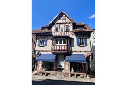 Haus zum Kaufen in Bad Liebenzell 450.000,00 € 206.2 m²