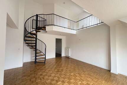 Wohnung zum Mieten in Zwickau 920,00 € 102 m²