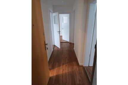 sonnige und ruhige 3- Raumwohnung mit super Verkehrsanbindung - Königsee