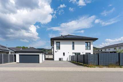 Haus zum Kaufen in Wutöschingen 865.000,00 € 185 m²