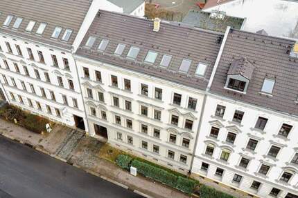 KLASSISCH INVESTIEREN Vermietete 3-Raum-Wohnung mit Parkett & Balkon in Leipzig-Gohlis