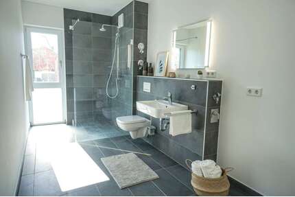 Wohnung zum Mieten in Oberasbach 1.665,00 € 114.19 m²