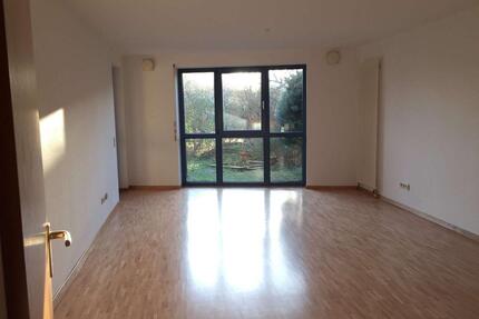Ruhige Terrassenwohnung im Grünen mit viel Tageslicht und Stellplatz in Düsseldorf
