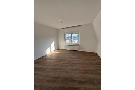 Großzügige 4 Zimmer-Wohnung (115m2) -frisch renoviert - Beckum