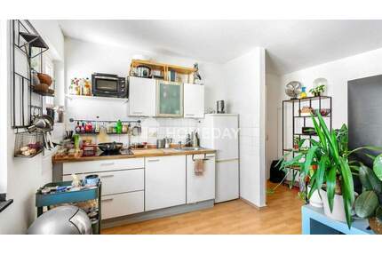 Zwei Zimmer im Dachgeschoss in gefragter Lage von Köln Niehl