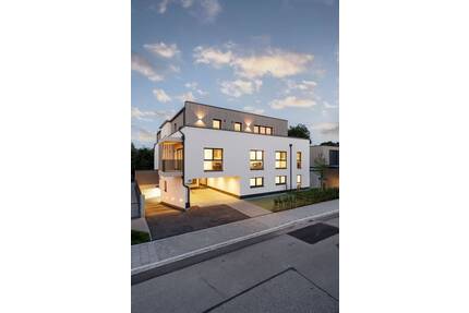 Exklusive Dachgeschosswohnung in bester Lage Rosenheims!