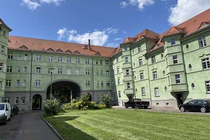 Wohnung zum Mieten in Halle (Saale) 401,00 € 52.69 m²