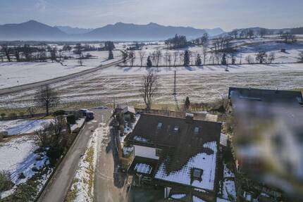 Platz zum Wohnen, Bauen und Genießen, vereint in einem Haus - Penzberg Johannisberg