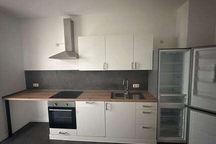 Wohnung zum Kaufen in Chemnitz 65.000,00 € 68.88 m²