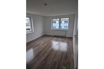 renovierte Zweizimmerwohnung - 700,00&nbsp;EUR Kaltmiete, ca.&nbsp; 82,14&nbsp;m&sup2; in Anklam (PLZ: 17389)