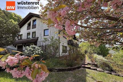 Die Belohnung für langes Suchen! 7 Zimmer - 240 m² - Pool - Sauna - Traumlage - Happurg / Kainsbach