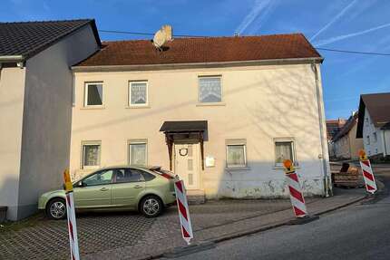 Haus zum Kaufen in Lebach 84.600,00 € 113 m²
