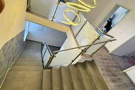 Haus zum Kaufen in Enkenbach-Alsenborn 699.000,00 € 300 m²