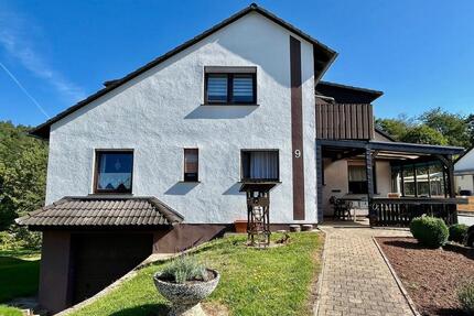 Wohnimmobilie Ein.- Zweifamilienhaus - 36217 Ronshausen-Machtlos