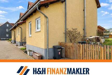 Wohnen mit Komfort - Reihenendhaus mit Terrasse & Stellplätzen - Georgenthal Schönau v d Walde