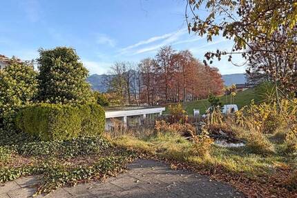Sonniges Grundstück mit Altbestand in guter Lage von Murnau mit positivem Bauvorbescheid - Murnau am Staffelsee