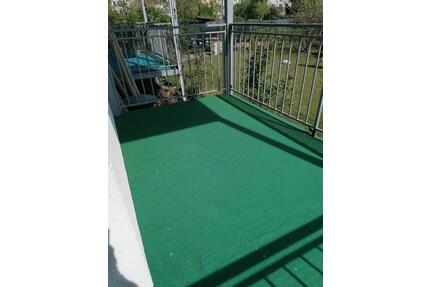 2-Raumwohnung mit Balkon und EBK in Bahnhofsnähe - Brandenburg an der Havel