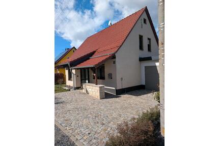 ‼️Freistehendes Einfamilienhaus mit Garten,Pool und Terrasse ‼️ - Neustadt an der Orla