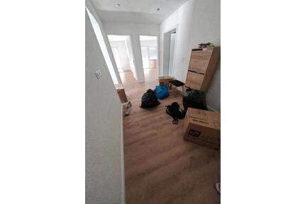 3-Zimmer Wohnung - 1.600,00&nbsp;EUR Kaltmiete, ca.&nbsp; 105,00&nbsp;m&sup2; in Teningen (PLZ: 79331)