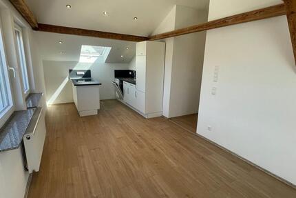 4-Zimmer-Dachgeschosswohnung in Coburg-Creidlitz – renoviert