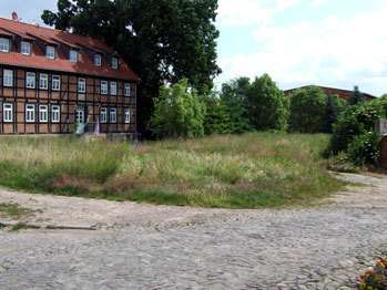 Grundstück zu verkaufen in Hornhausen 42.000,00 € 1301 m²