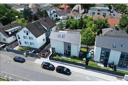 Großzügiges Einfamilienhaus mit 5 Zimmern und Garten in Rosenhöh - Offenbach am Main Buchrain