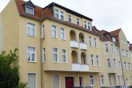 Wohnung zum Mieten in Magdeburg 325,00 € 44 m²