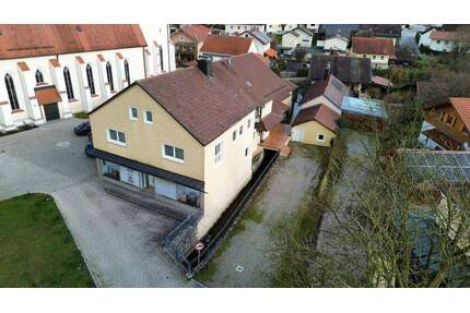 Attraktives Mehrfamilienhaus mit Gewerbeeinheit und viel Potenzial im idyllischen Tettenweis