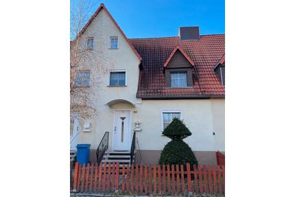 Reihenmittelhaus in Leuna mit Wintergarten und Sauna von Privat
