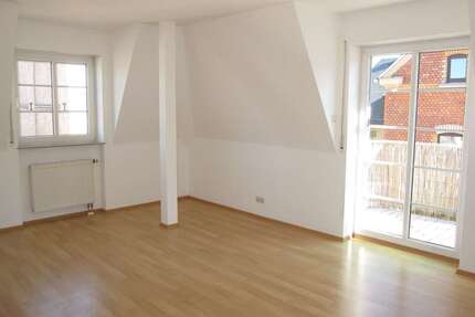 Wohnung zum Mieten in Wilkau-Haßlau 310,00 € 47 m²