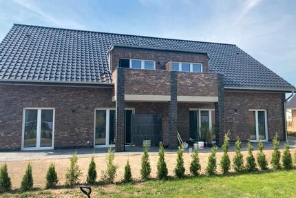 Wohnung am Wasser!!! - 1.230,00&nbsp;EUR Kaltmiete, ca.&nbsp; 85,00&nbsp;m&sup2; in Otterndorf (PLZ: 21762)