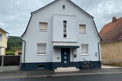 Mietwohnung 60qm, kernsaniert zusätzlich 20qm Terasse - Kleinwallstadt